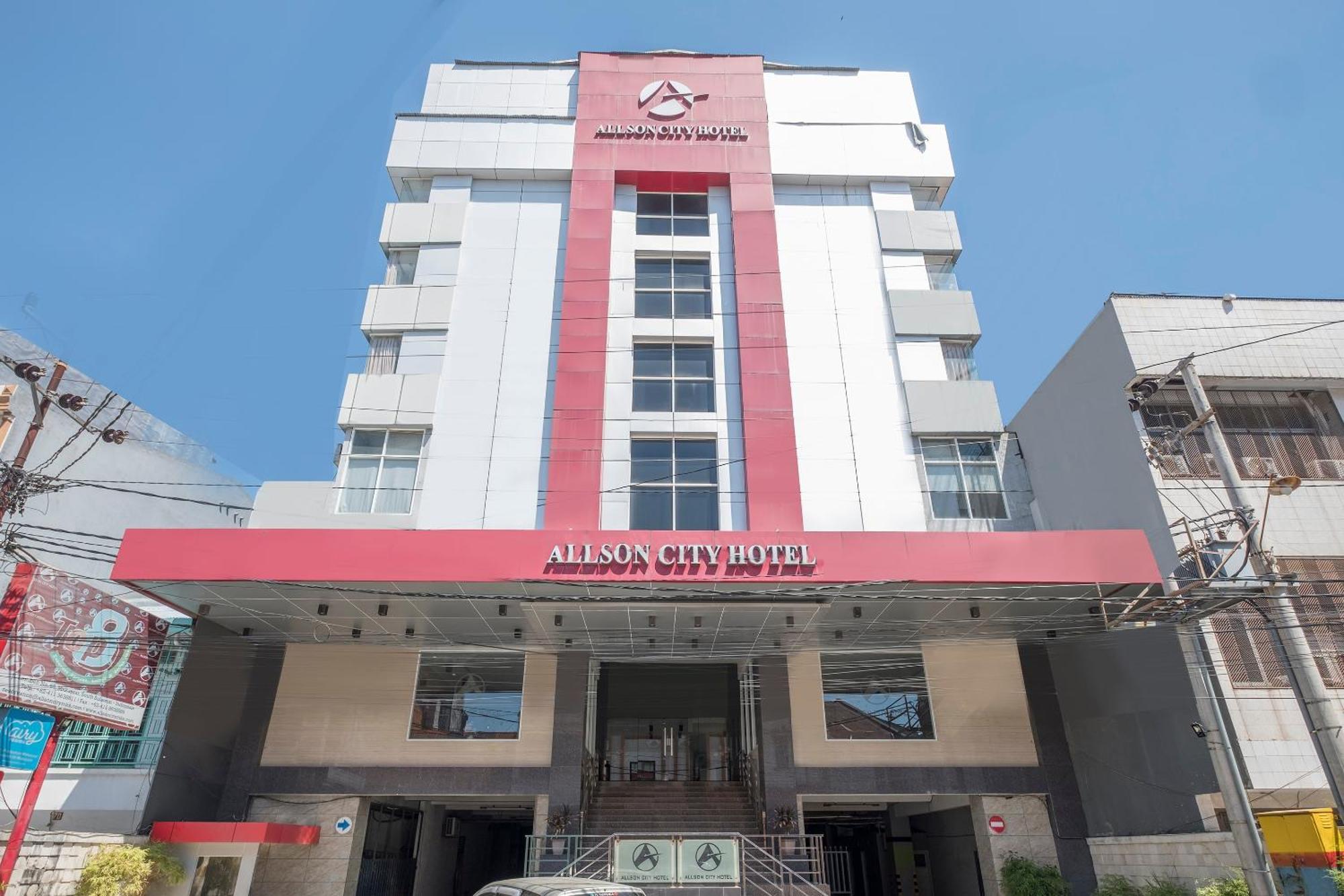 Oyo 1081 Allson City Hotel Makasar Exteriér fotografie